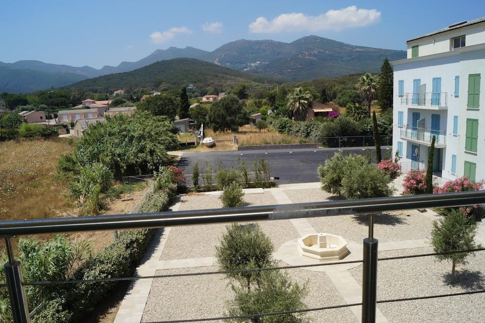 Residence Villa Tyrrenia มาชินาจิโอ ภายนอก รูปภาพ